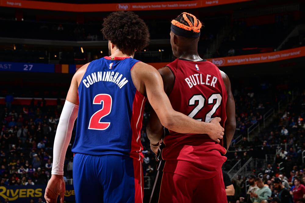 尤为明显 尤为明显